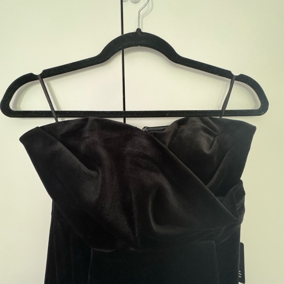 NWT Express Velvet Sweetheart Neckline Strapless Midi Sheath Dress - Picture 3 of 5